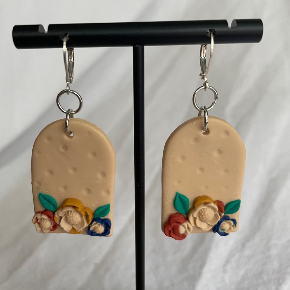 Floral Dangly Earrings